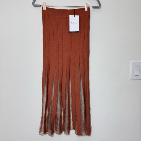 En Saison Brianna Pull On Midi Skirt Size XS Sheer Knit Stretchy Rust Brown New - Picture 2 of 8
